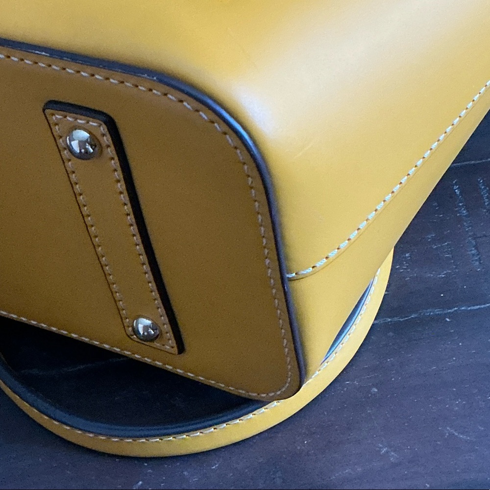 Dooney & Bourke beacon, leather slip Tote - Picture 7 of 10